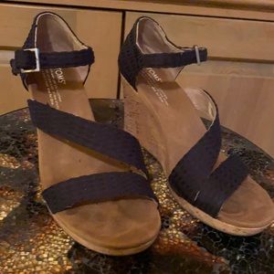 Toms Wedge Sandals